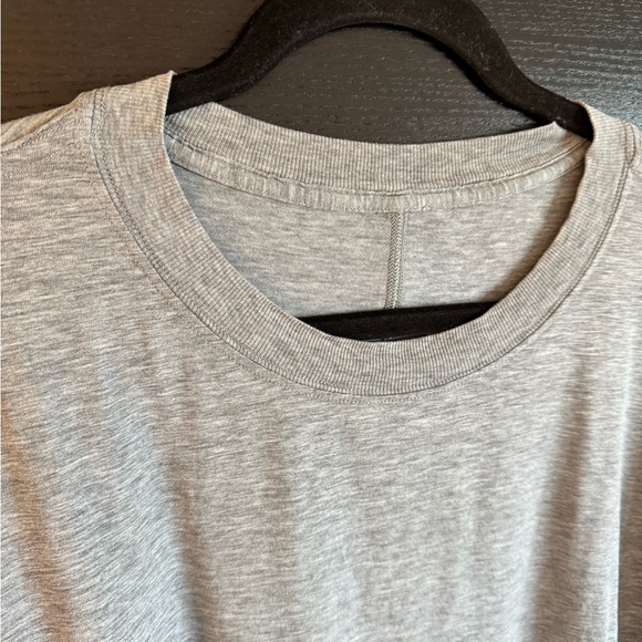 Lululemon Boyfriend Tee *dark gray* - Picture 4 of 7